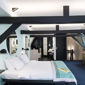 3* Отель The Dutch